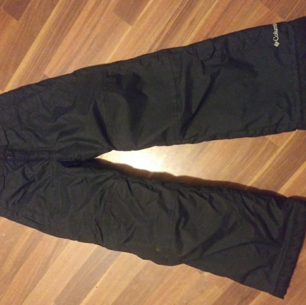 Boys Columbia snow pants, size 8.